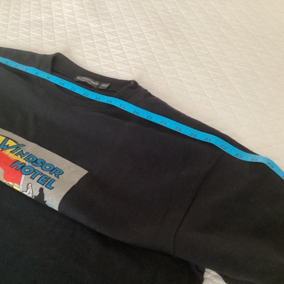 The J Peterman Company T-shirt Windsor Hotel Cairo XL 100% cotton Made in U.S.A. - Picture 3 of 10